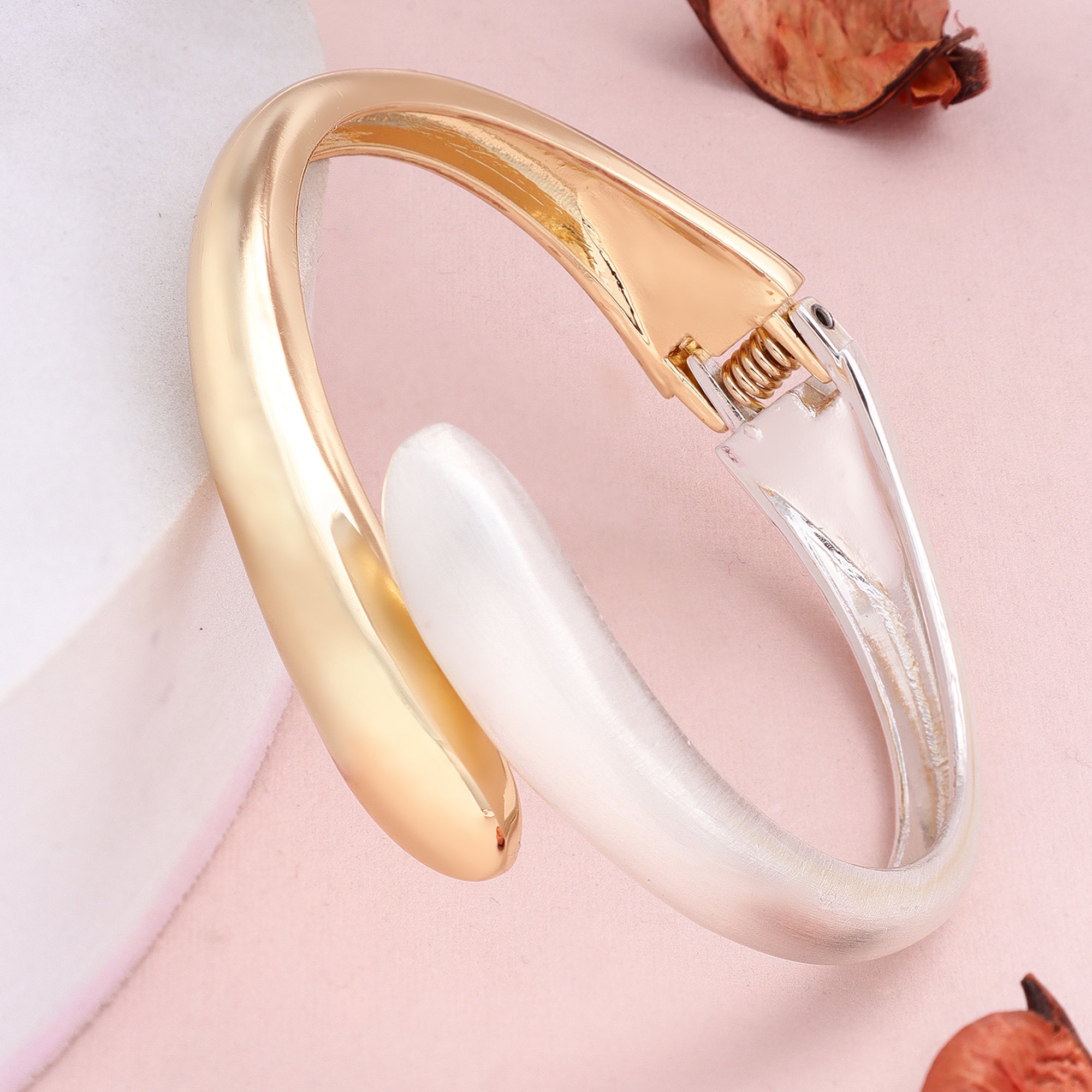 Her Jewels Anti-Tarnish Stainless Steel Two Tone Teardrop Bracelet for Women & Girls – Gold & Silver Elegance