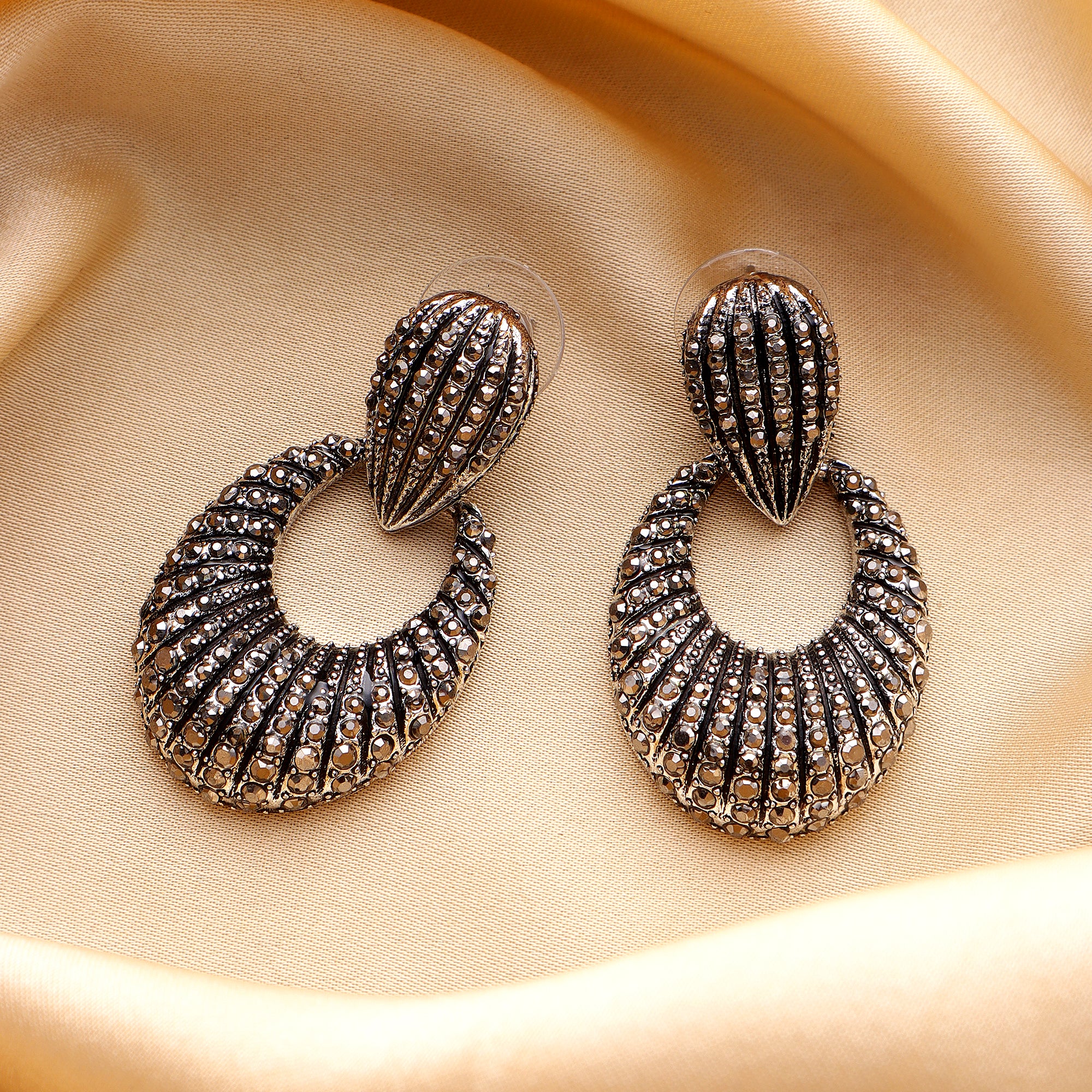 Her Jewels Gold Plated Oval Dangler Earrings for Women & Girls – Elegant Hypoallergenic Alloy Jewelry