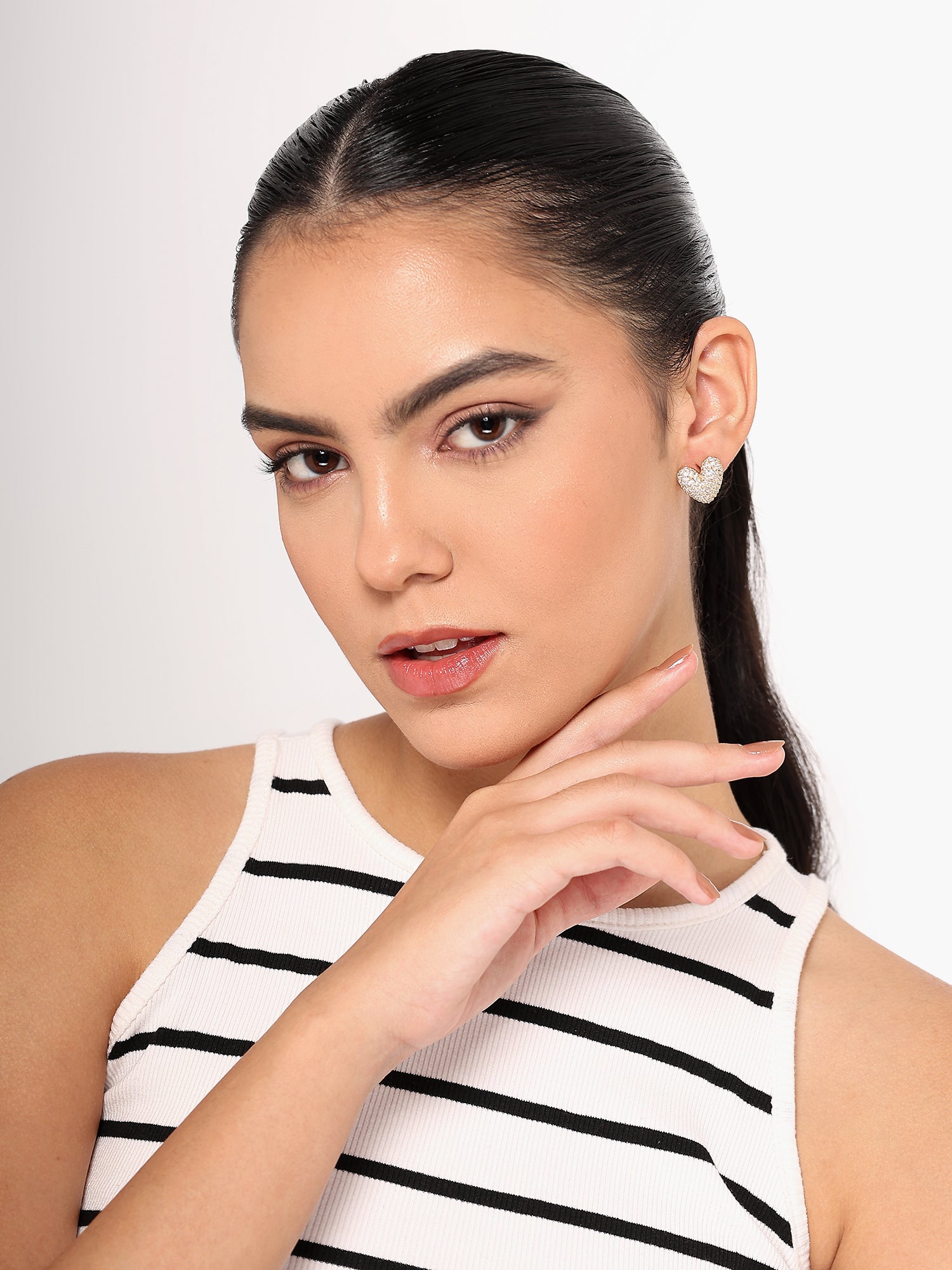 Her Jewels Anti Tarnish Gold-Plated AD Studded Heart Shaped Stud Earrings for Women & Girls